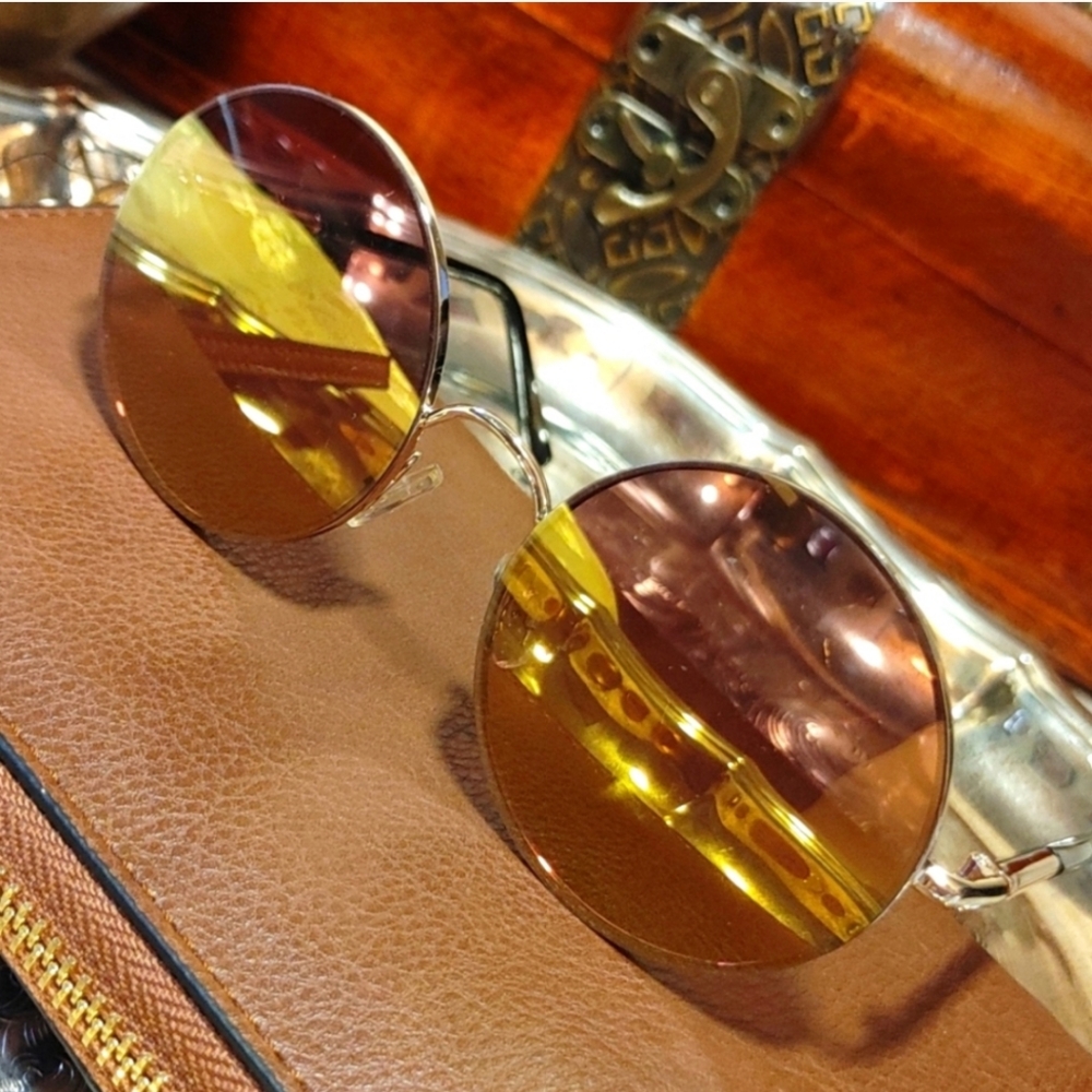 *Round Mirror Metal Framed Sunglasses